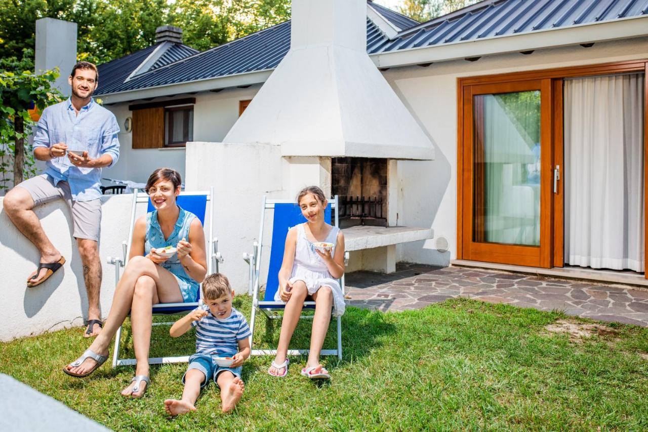 Villaggio Los Nidos Линяно Сабиадоро Екстериор снимка
