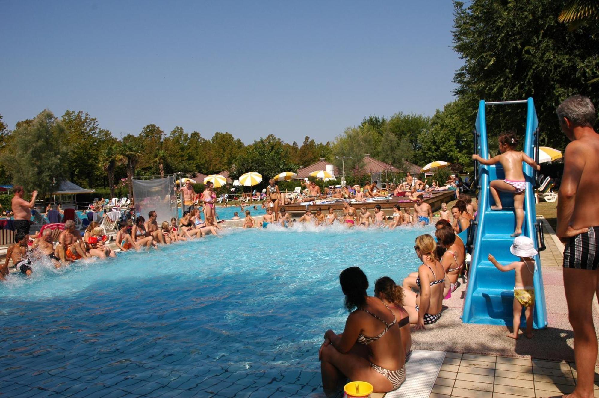 Villaggio Los Nidos Линяно Сабиадоро Екстериор снимка